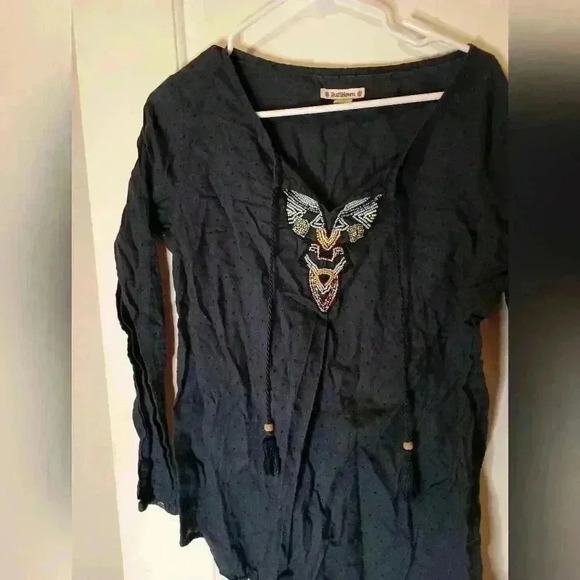 (FREE WITH PURCHASE)Lady's ruff Hewn blouse - 2 FOR 25$ SALE (#476) - Picture 1 of 6
